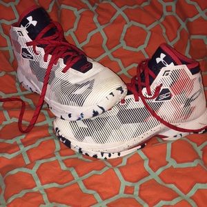 under armour basketball shoes